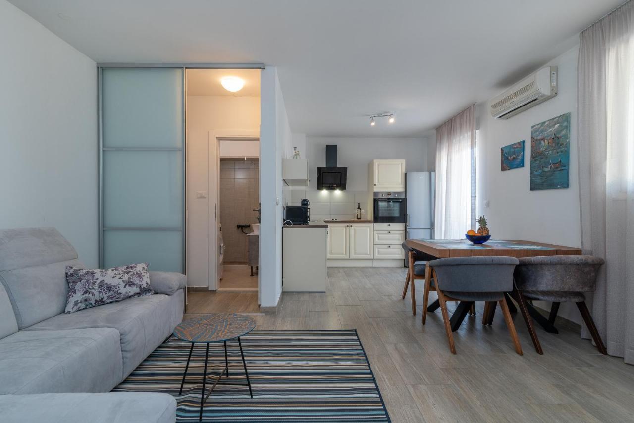 Apartments Liam Trogir Buitenkant foto