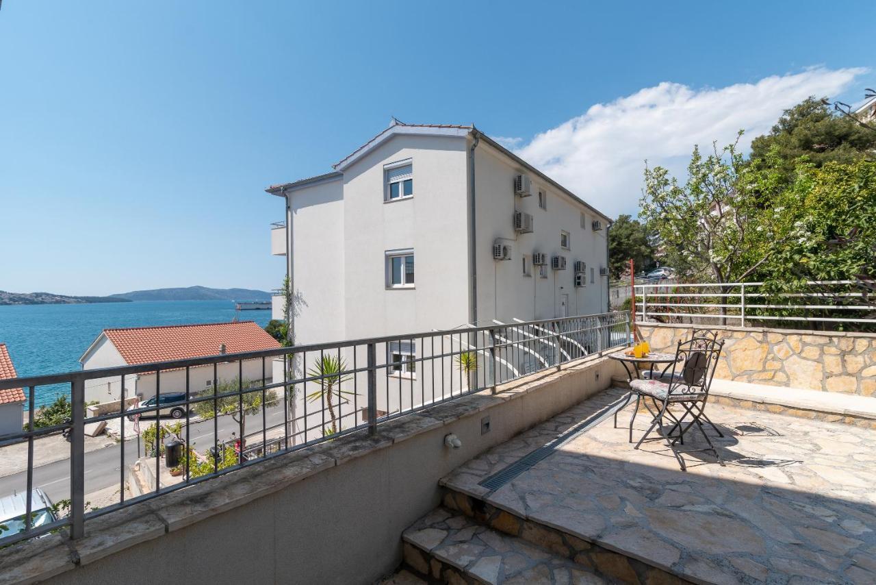 Apartments Liam Trogir Buitenkant foto
