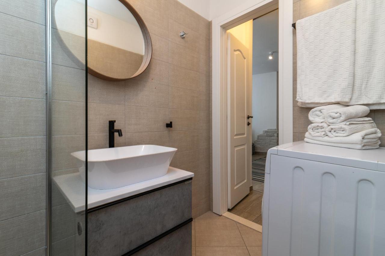 Apartments Liam Trogir Buitenkant foto