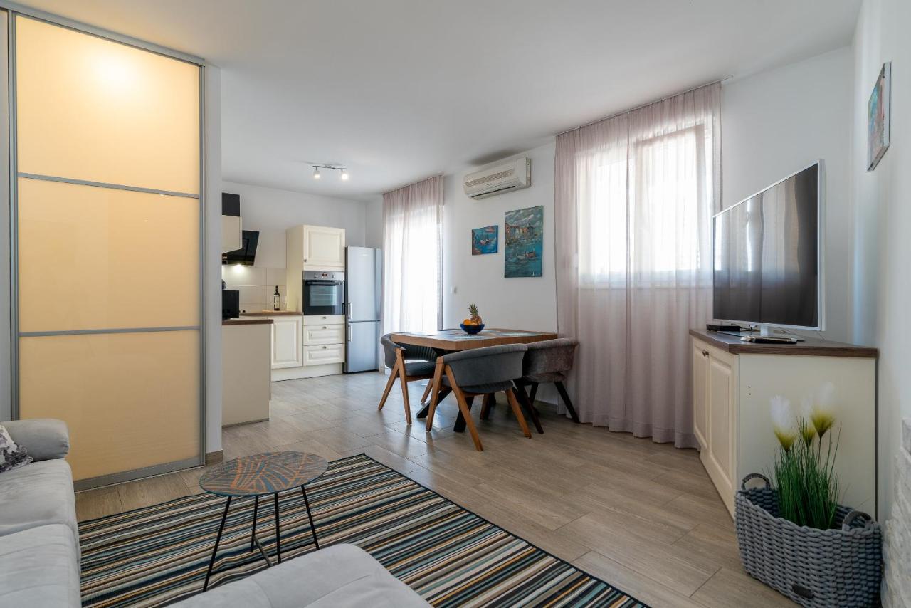 Apartments Liam Trogir Buitenkant foto